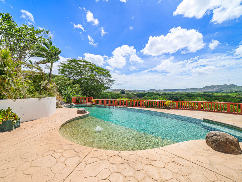 2 bed Condo For Sale in Playa Grande, Guanacaste - hero 17