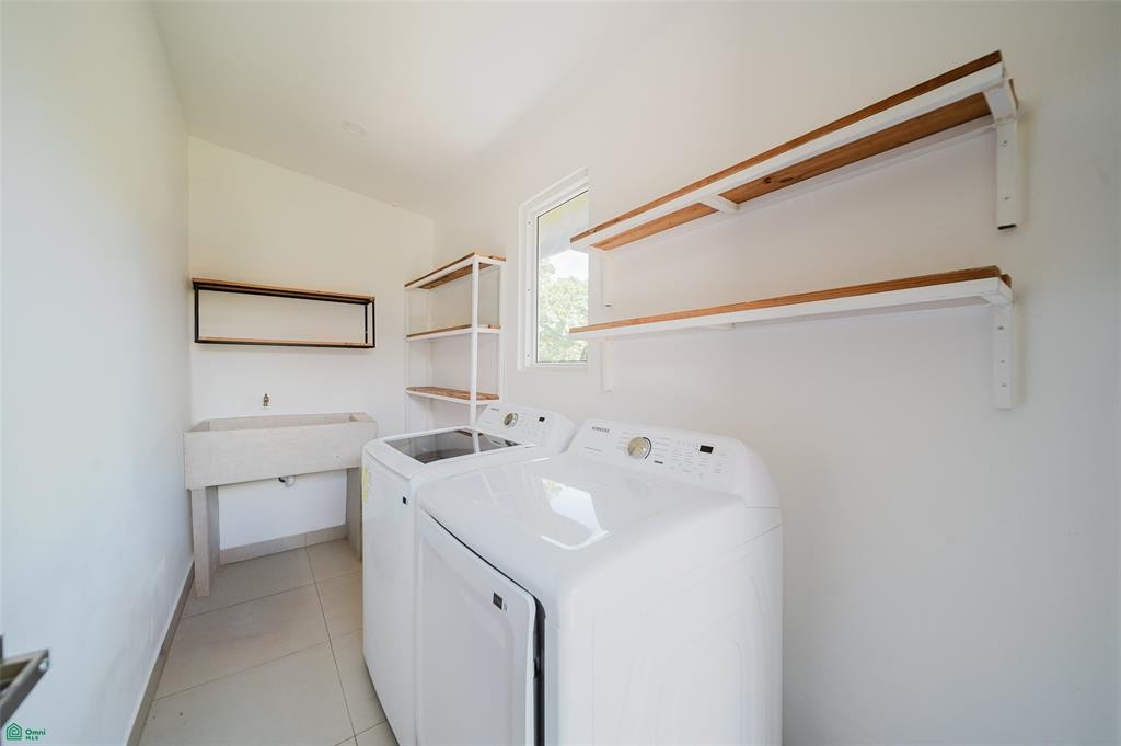 4 bed Single Family Homes For Sale in Herradura, Puntarenas - thumb 17