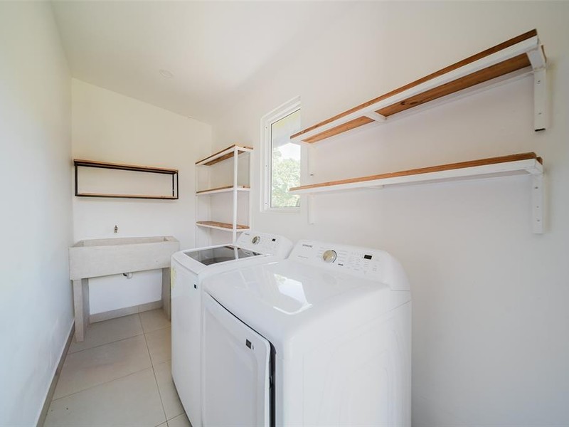 4 bed Single Family Homes For Sale in Herradura, Puntarenas - hero 17
