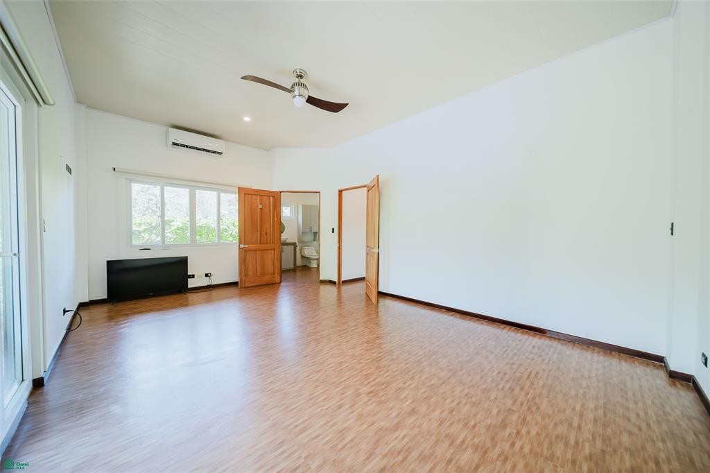 4 bed Single Family Homes For Sale in Herradura, Puntarenas - thumb 19