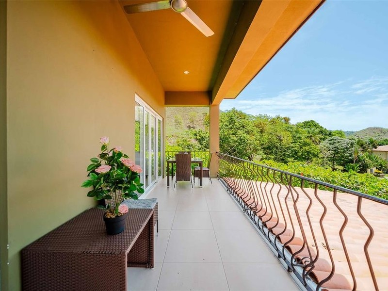 4 bed Single Family Homes For Sale in Herradura, Puntarenas - hero 12