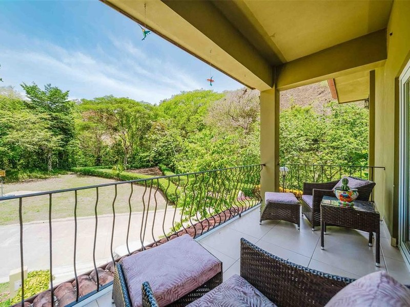4 bed Single Family Homes For Sale in Herradura, Puntarenas - 1