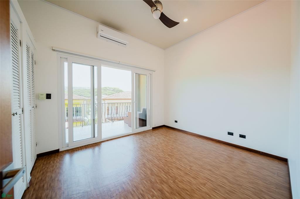 4 bed Single Family Homes For Sale in Herradura, Puntarenas - thumb 16
