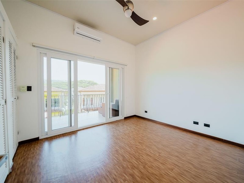 4 bed Single Family Homes For Sale in Herradura, Puntarenas - hero 16