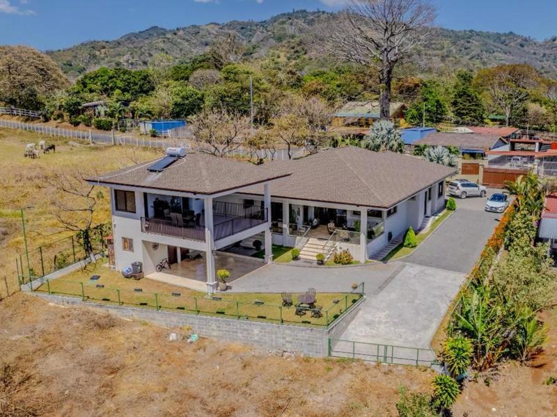 4 bed Single Family Homes For Sale in Atenas, Alajuela - 1