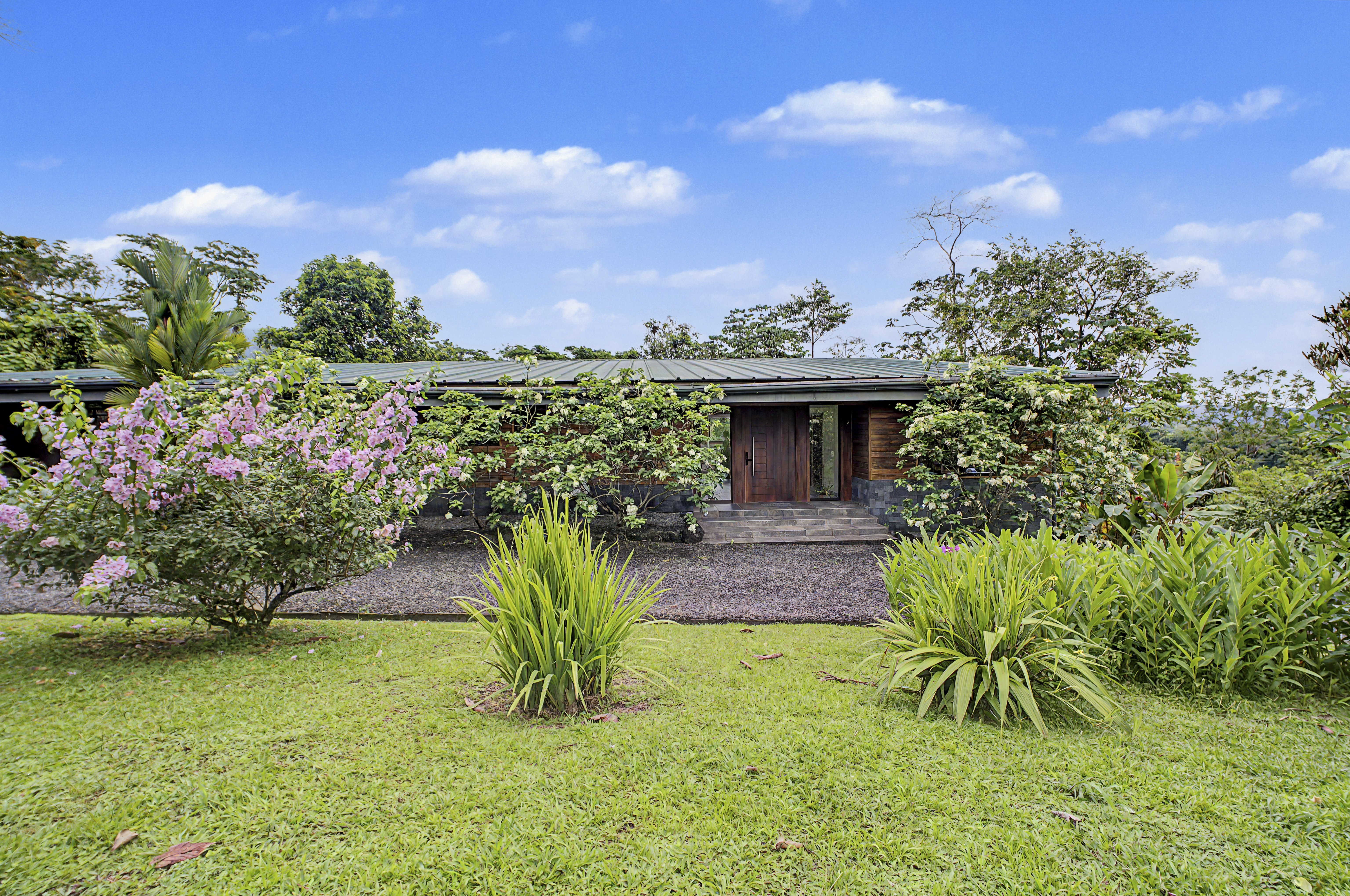 3 bed Single Family Homes For Sale in La Fortuna, Alajuela - thumb 18
