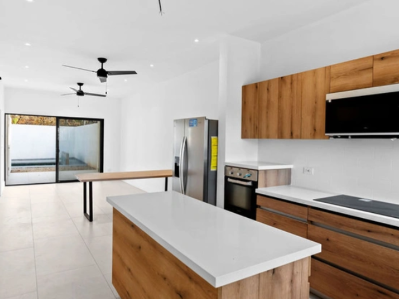 3 bed Single Family Homes For Sale in Playas Del Coco, Guanacaste - hero 5
