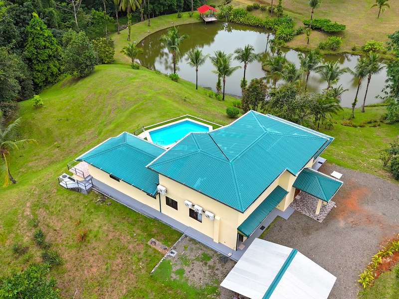 3 bed Single Family Homes For Sale in Quepos, Puntarenas - hero 2