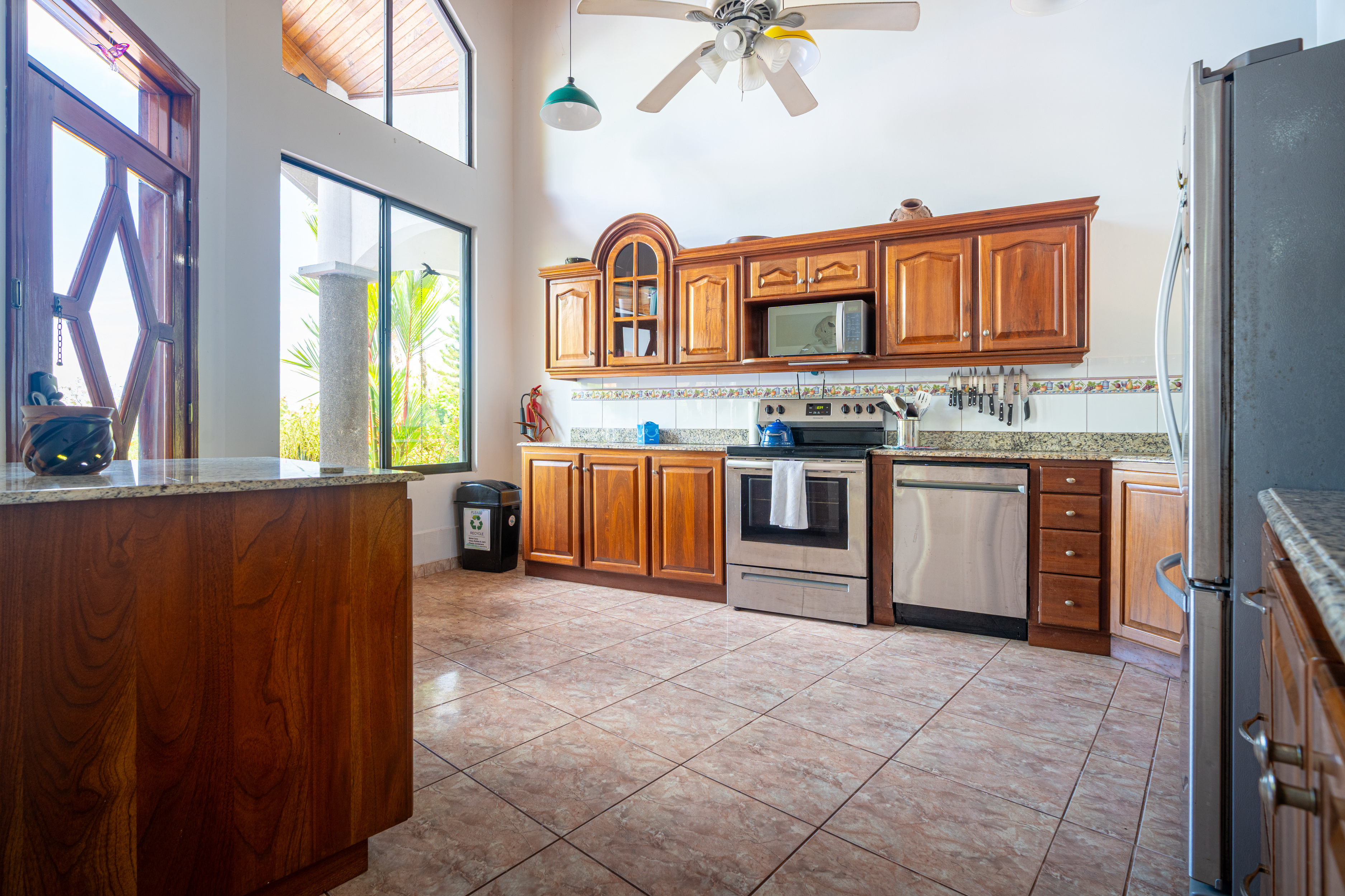4 bed Single Family Homes For Sale in Ojochal, Puntarenas - thumb 17