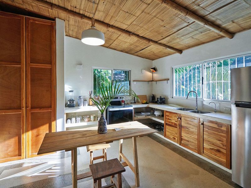 3 bed Single Family Homes For Sale in Santa Teresa, Puntarenas - hero 10