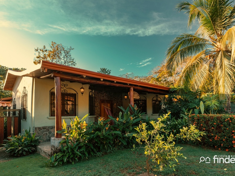 3 bed Single Family Homes For Sale in Playa Hermosa, Puntarenas - hero 21