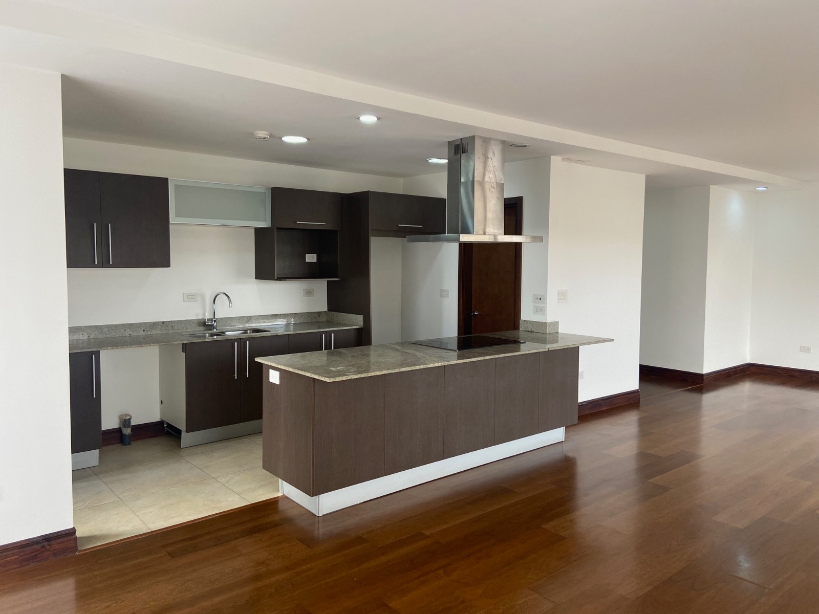 3 bed Condo For Sale in Curridabat, San Jose - thumb 3