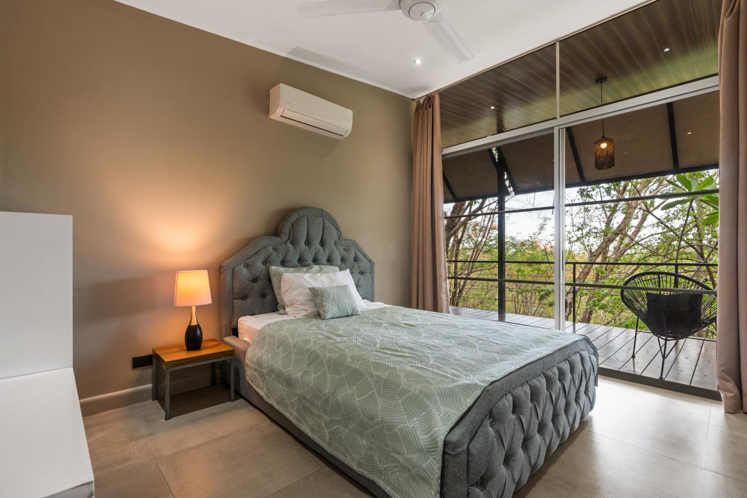 6 bed Single Family Homes For Sale in Tamarindo, Guanacaste - thumb 16