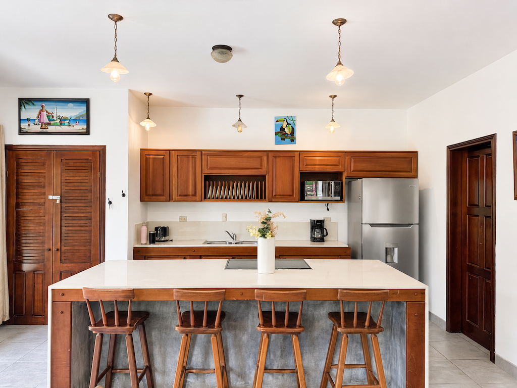 2 bed Condo For Sale in Quepos, Puntarenas - thumb 4