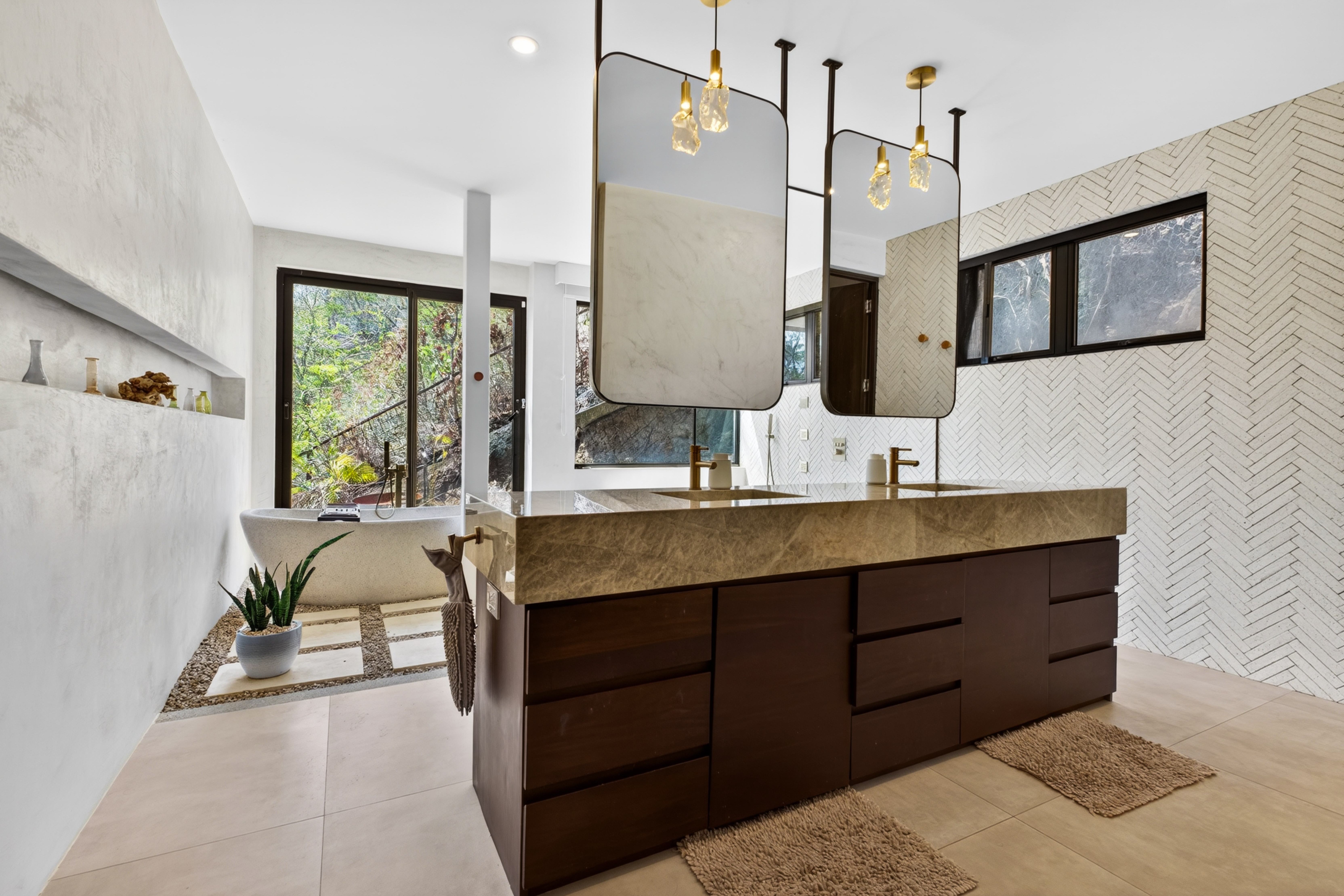 6 bed Single Family Homes For Sale in Playa Grande, Guanacaste - thumb 14