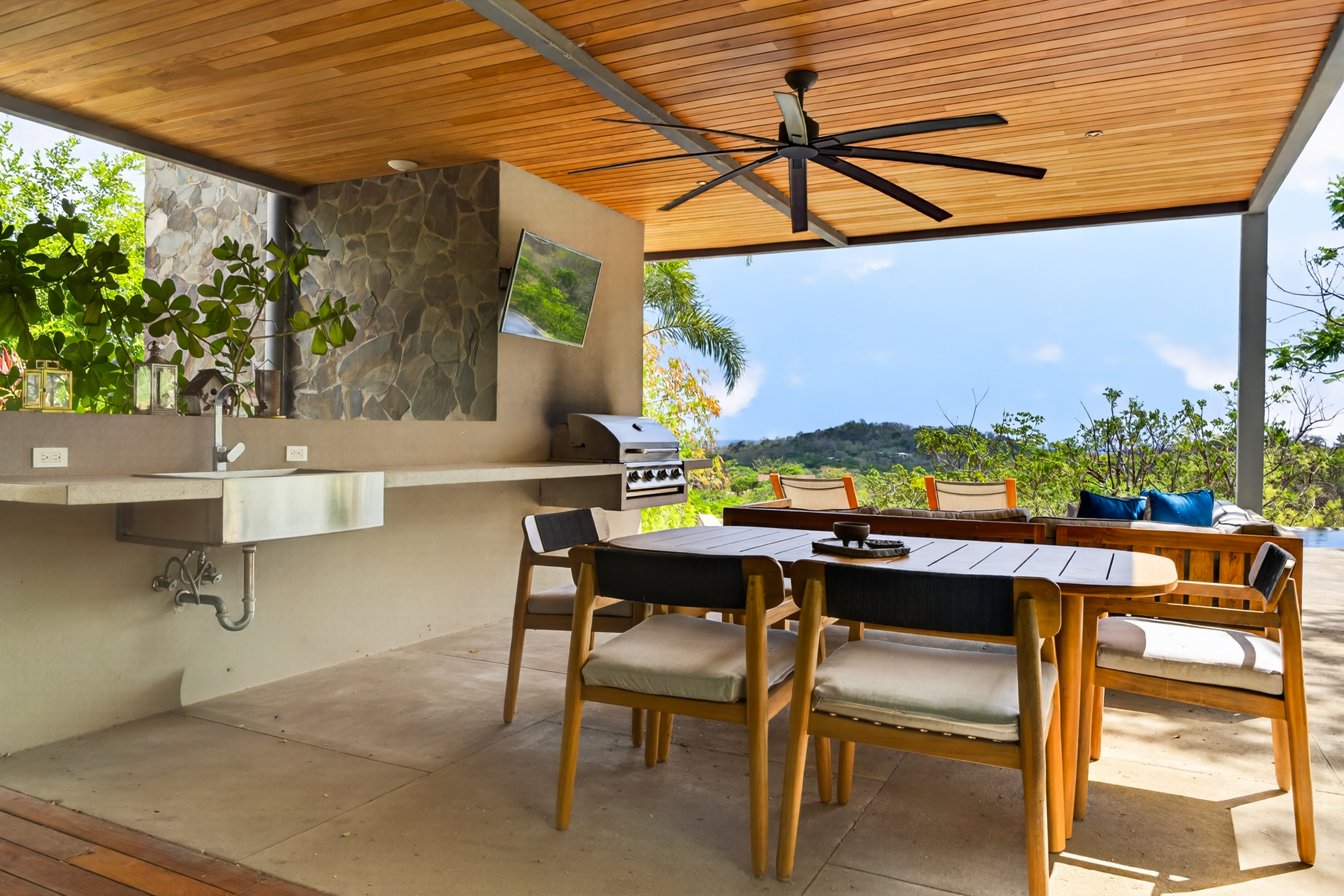 6 bed Single Family Homes For Sale in Playa Grande, Guanacaste - thumb 18