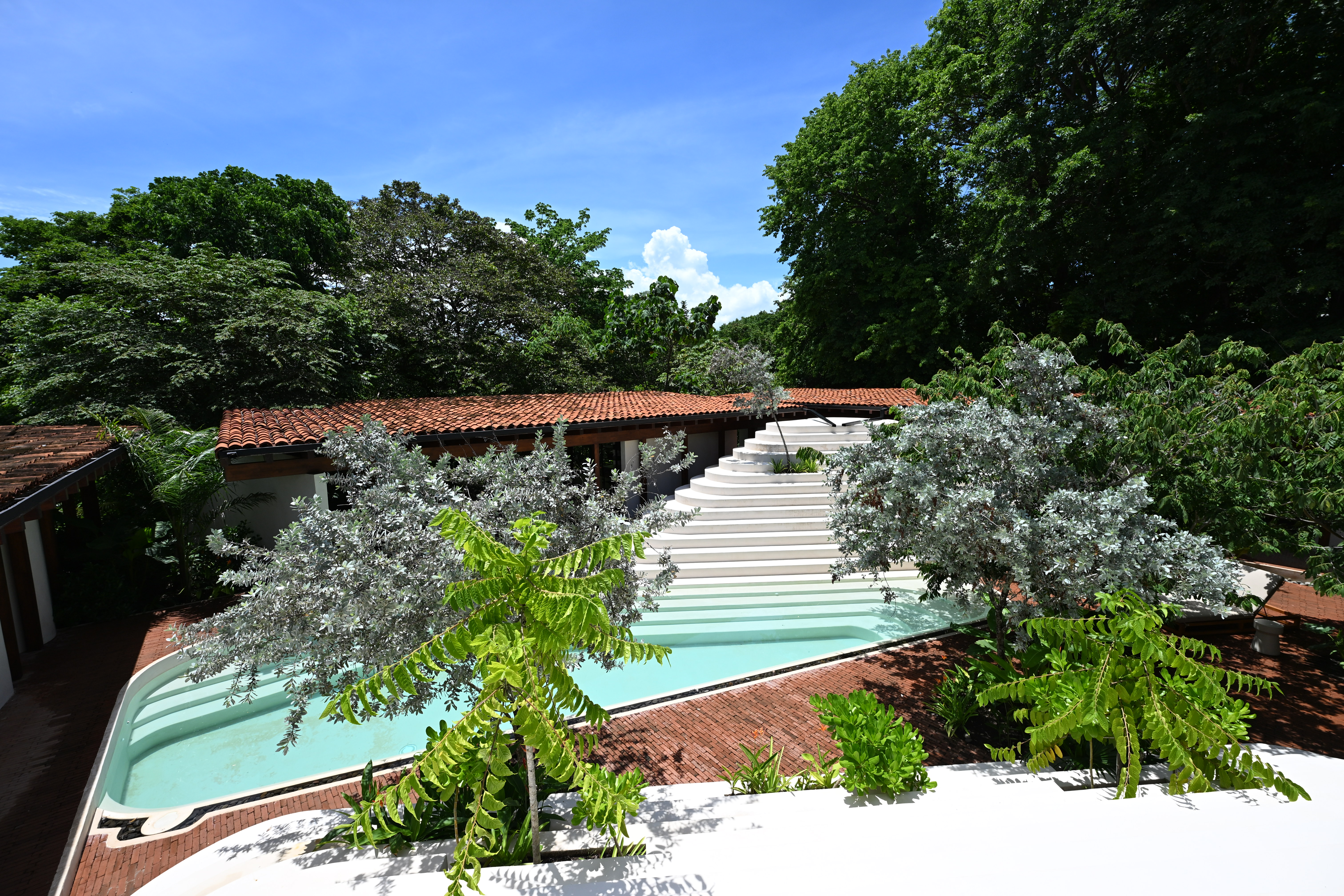 5 bed Single Family Homes For Sale in Playa Hermosa Santa Teresa, Puntarenas - thumb 8