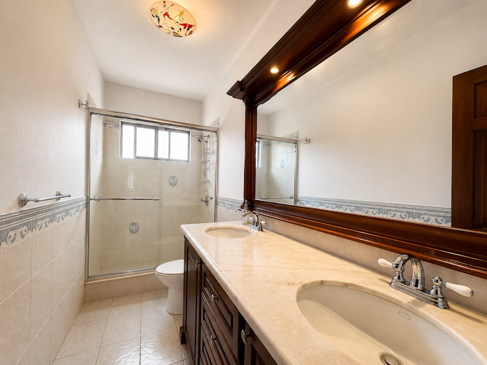 5 bed Single Family Homes For Sale in Santa Ana, San Jose - thumb 15