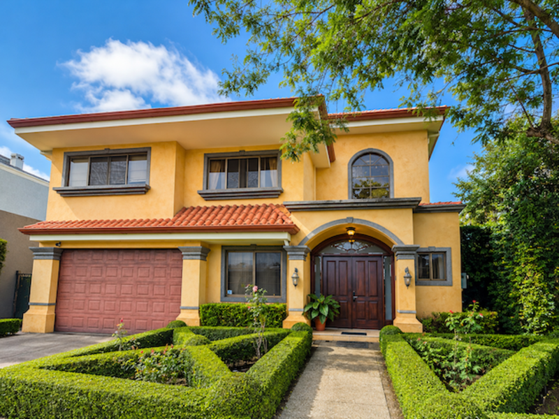 5 bed Single Family Homes For Sale in Santa Ana, San Jose - 1