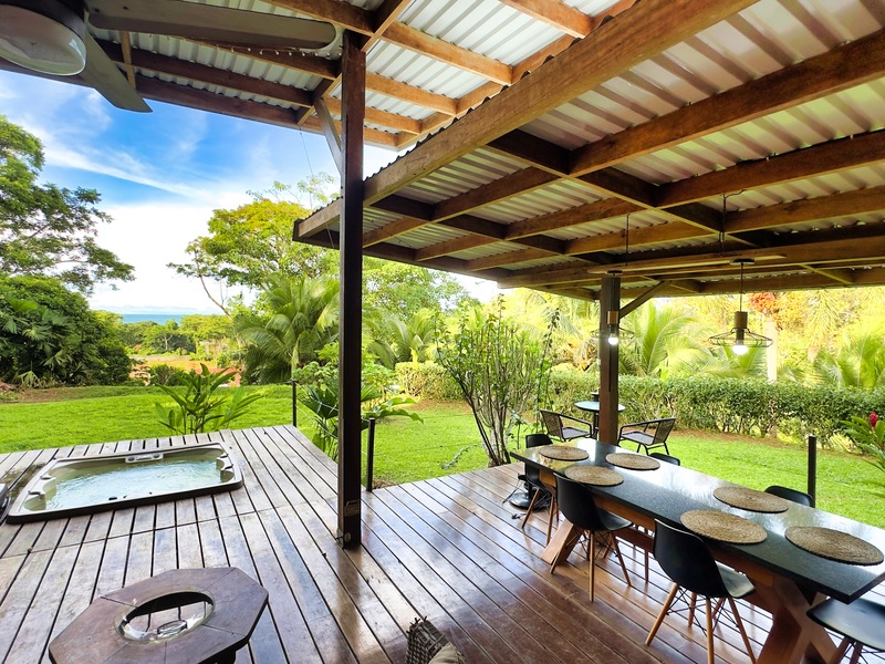 2 bed Single Family Homes For Sale in Cahuita, Limón - 1