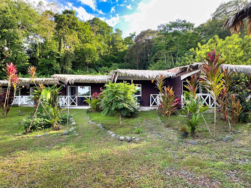 5 bed Hotel / Leisure For Sale in Cahuita, Limón - 1
