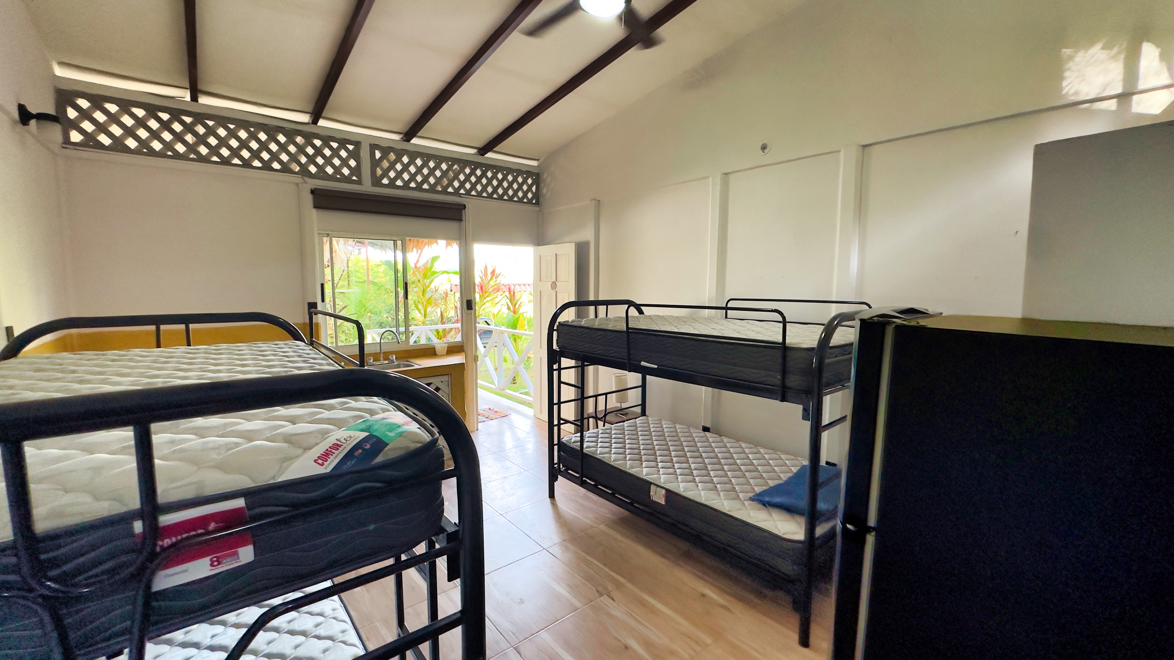 5 bed Hotel / Leisure For Sale in Cahuita, Limón - thumb 20