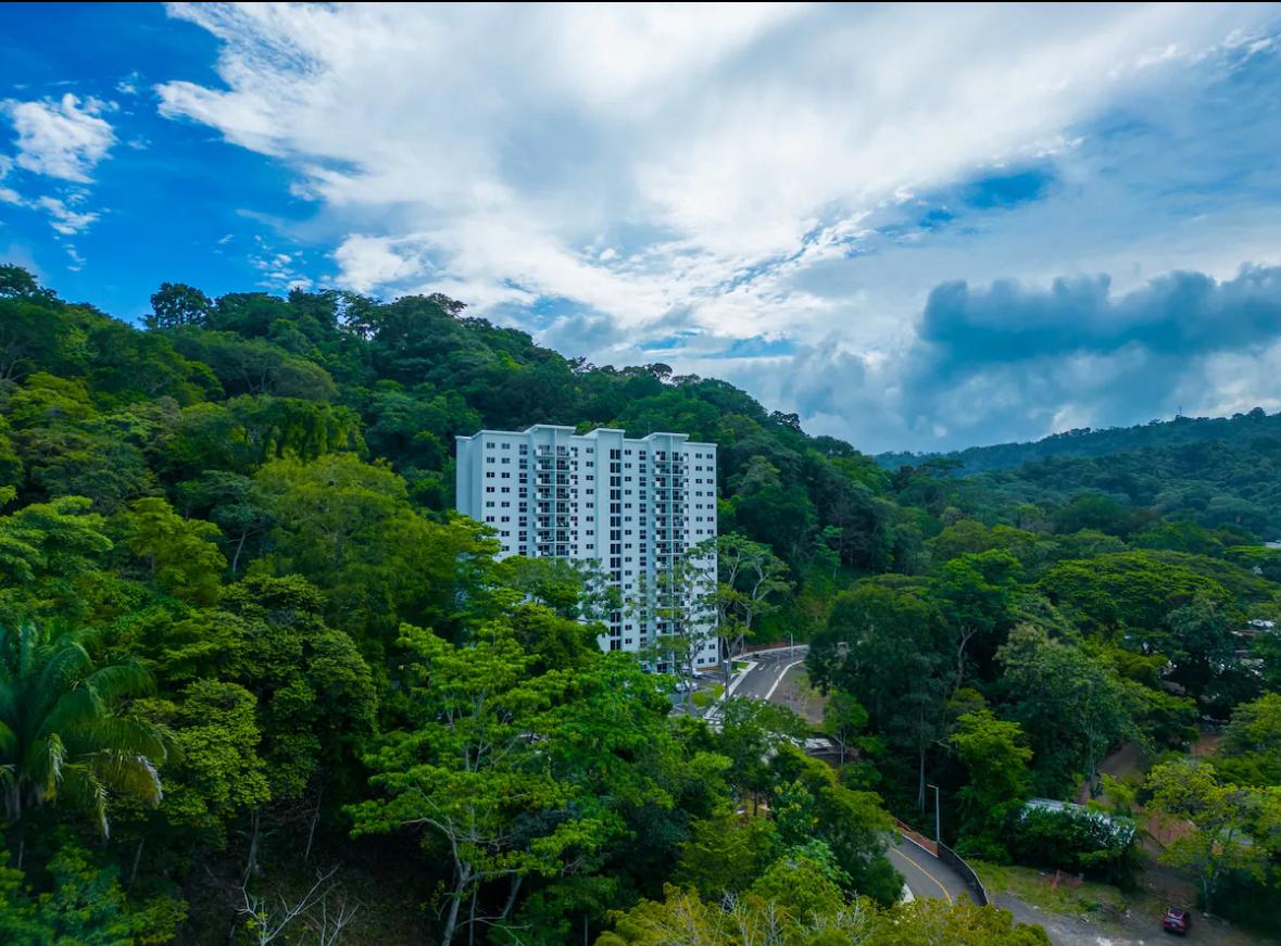 2 bed Apartment For Sale in Playa Blanca, Puntarenas - thumb 11