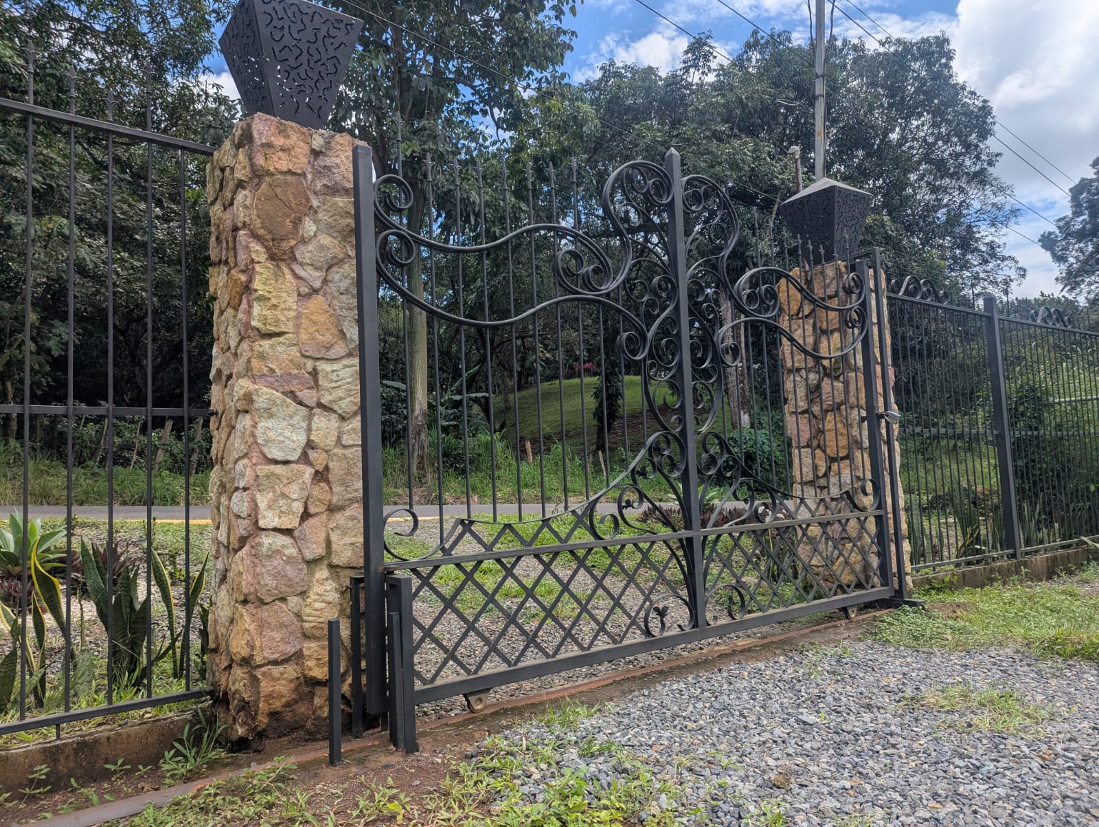 4 bed Single Family Homes For Rent in Orotina, Alajuela - thumb 27