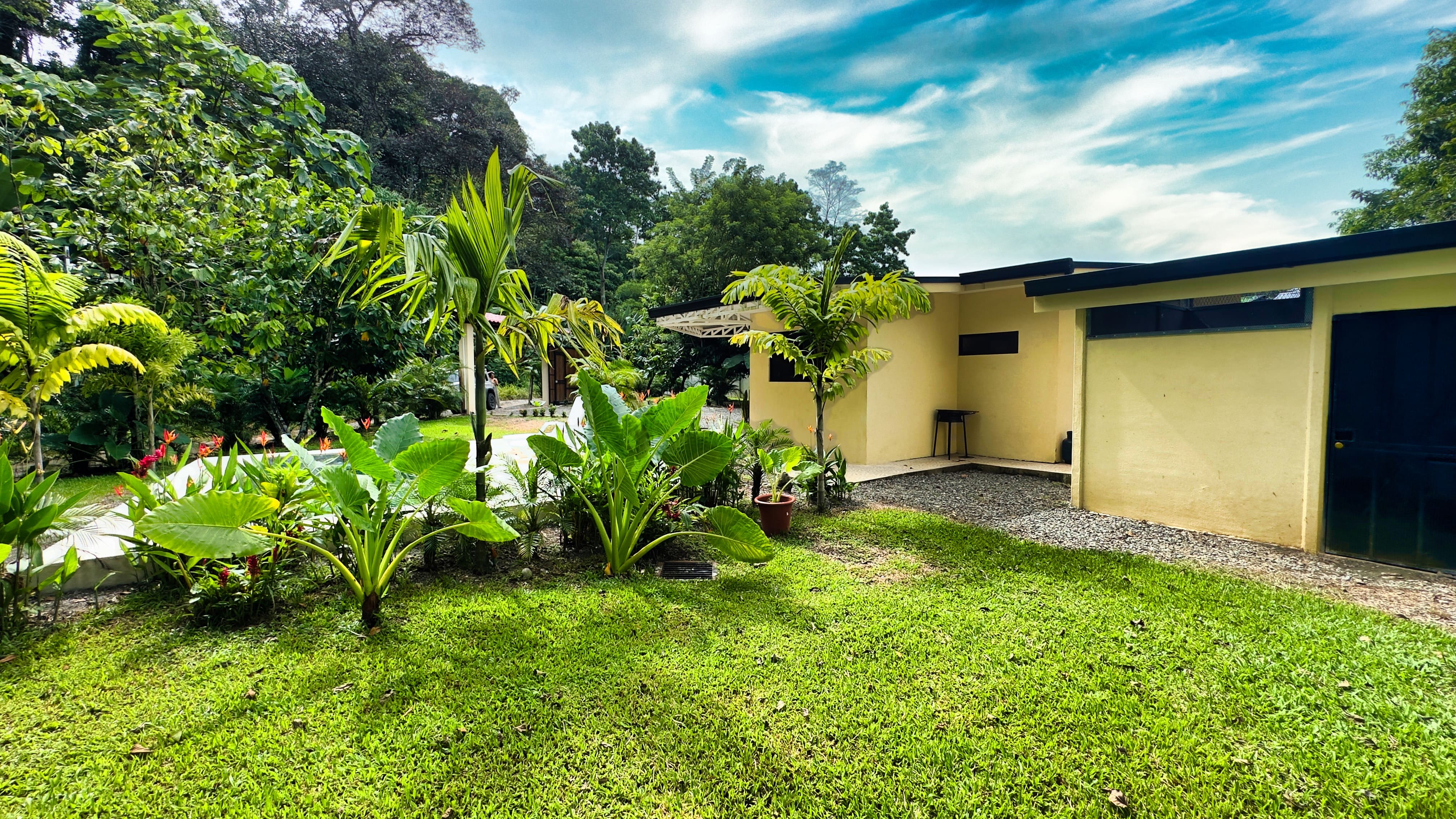 2 bed Single Family Homes For Sale in Cahuita, Limón - thumb 4