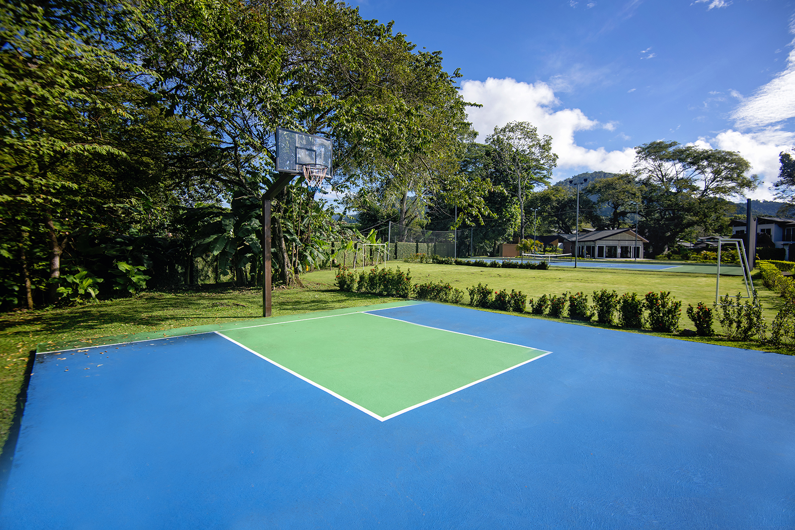 4 bed Single Family Homes For Sale in Jaco, Puntarenas - thumb 26