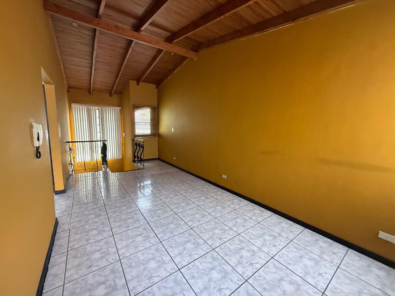 8 bed Single Family Homes For Sale in Moravia, San Jose - thumb 23