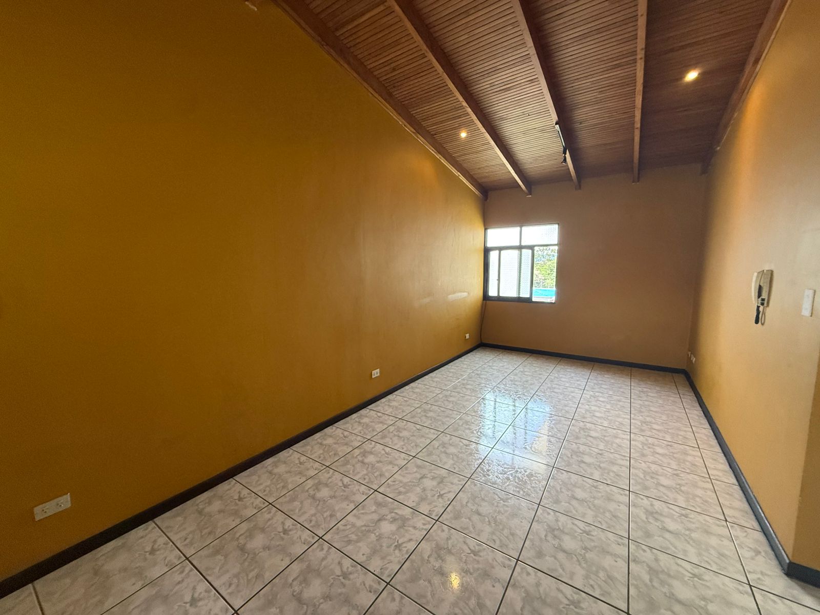 8 bed Single Family Homes For Sale in Moravia, San Jose - thumb 24