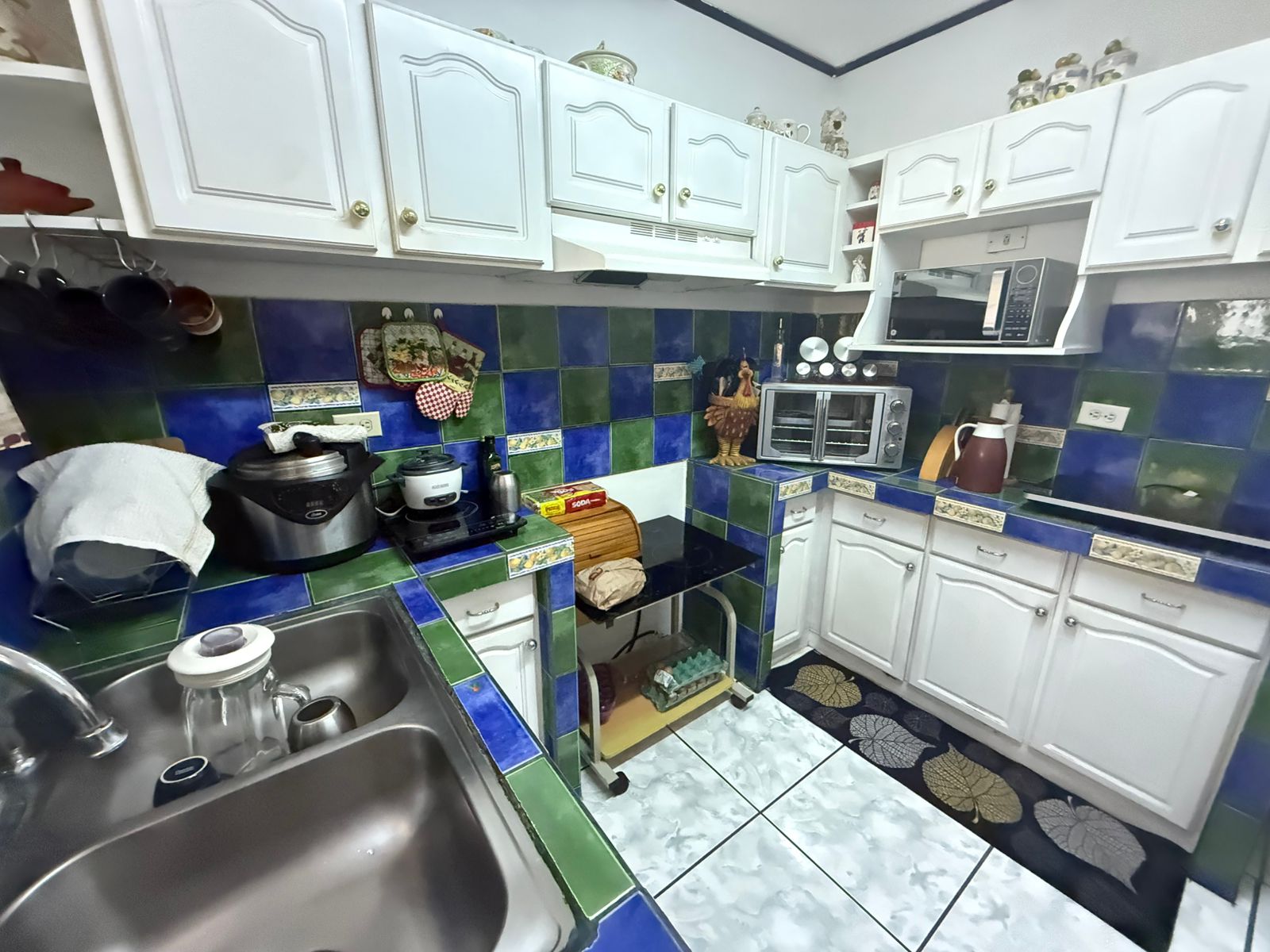 8 bed Single Family Homes For Sale in Moravia, San Jose - thumb 14