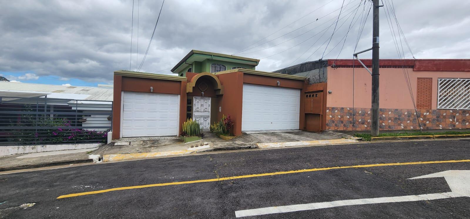 8 bed Single Family Homes For Sale in Moravia, San Jose - thumb 1