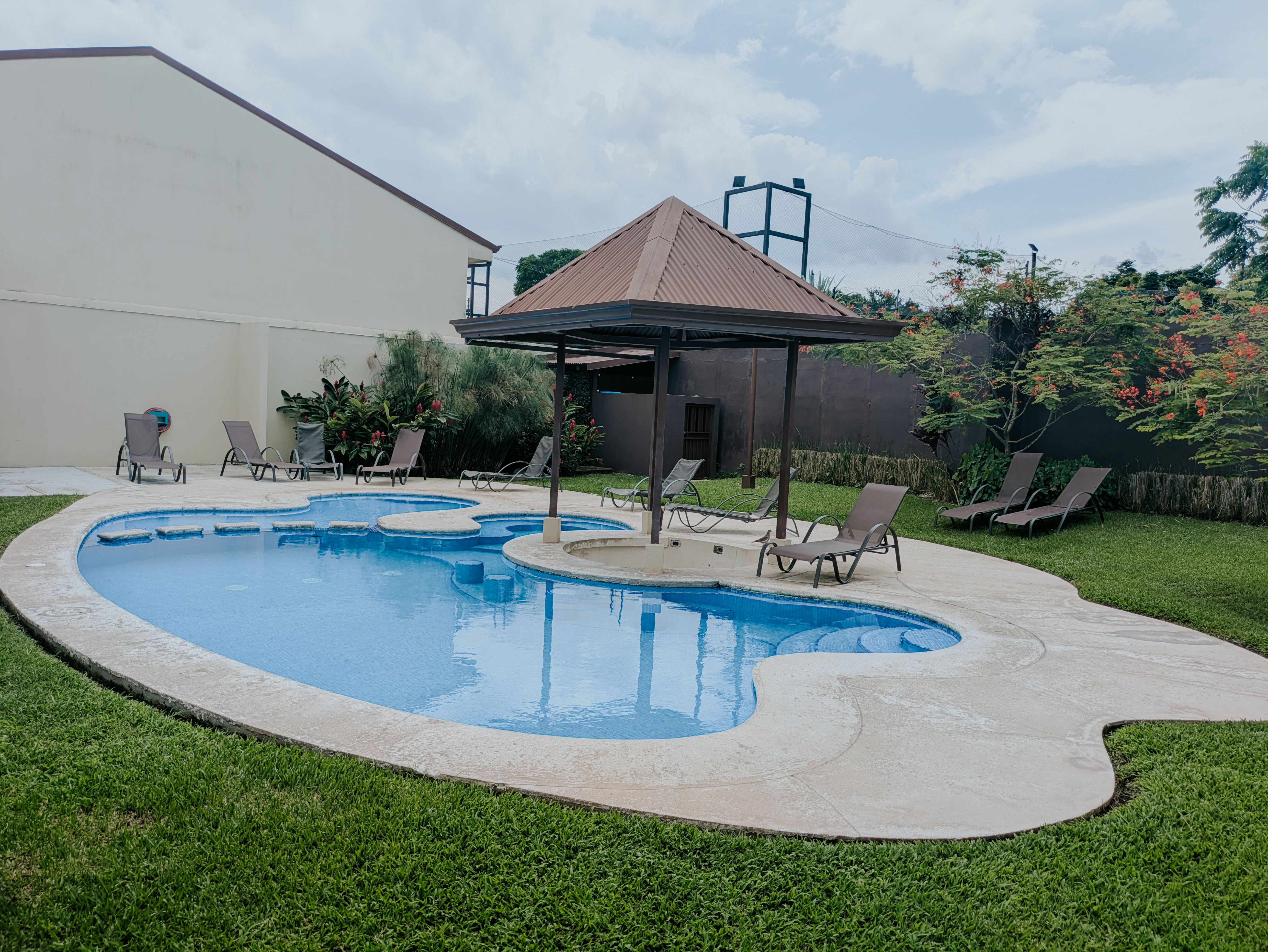 2 bed Apartment For Sale in La Guacima, Alajuela - thumb 14