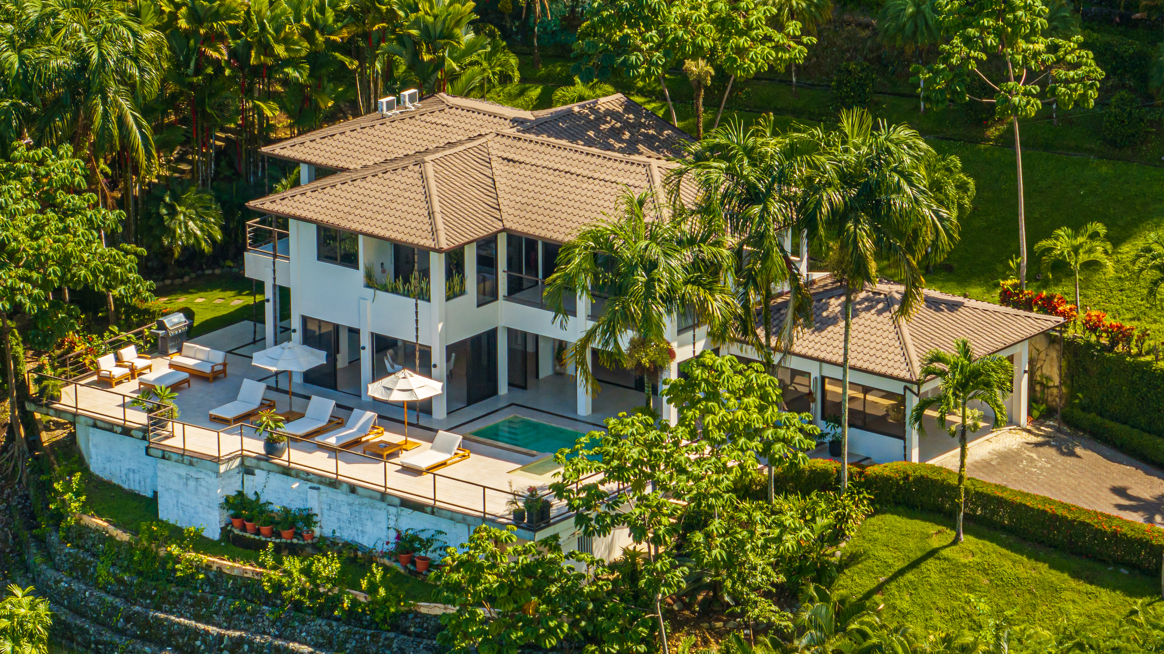 4 bed Single Family Homes For Sale in Uvita, Puntarenas - thumb 1