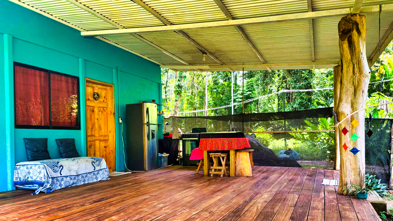 2 bed Single Family Homes For Sale in Puerto Viejo, Limón - thumb 2