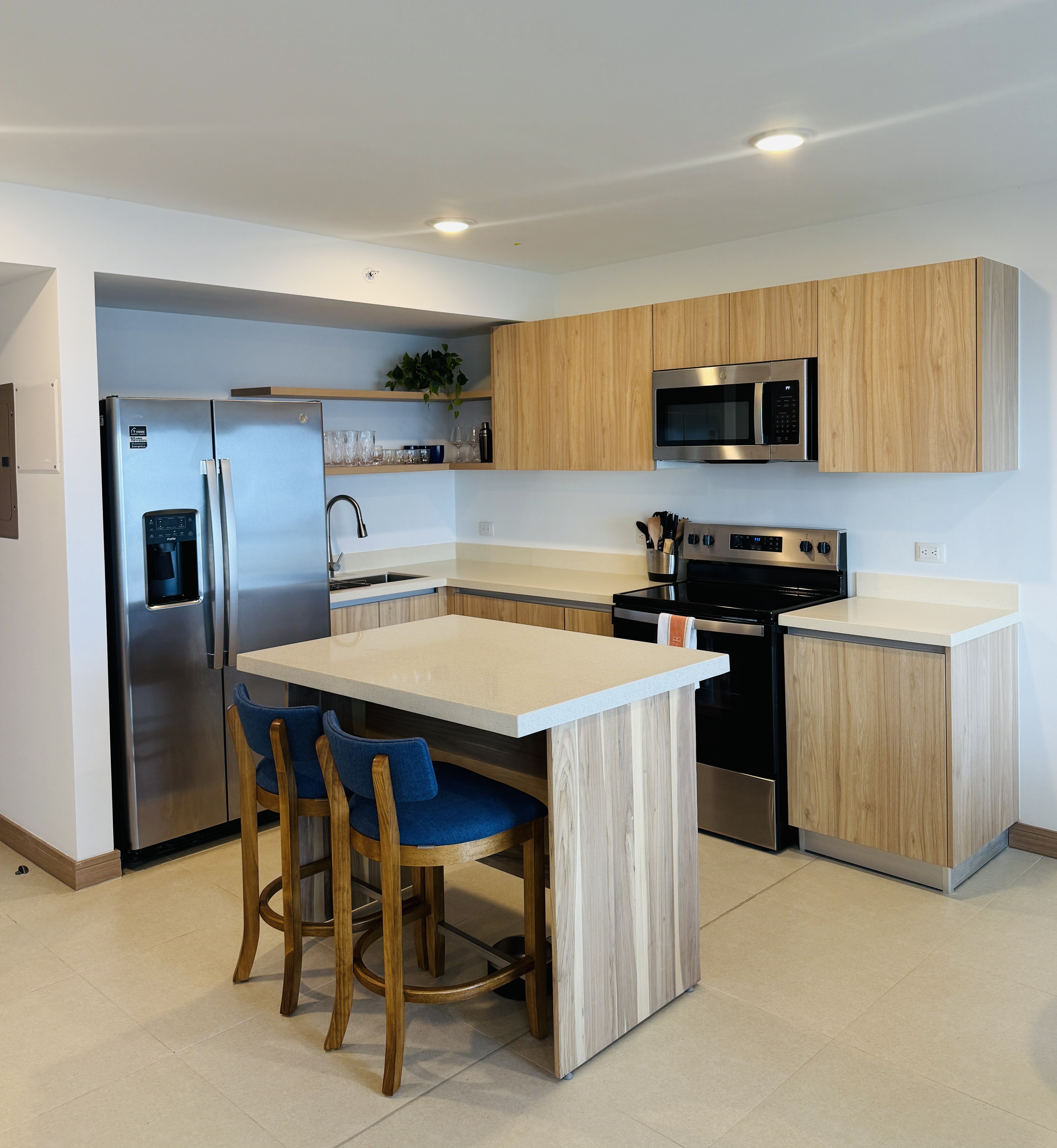 2 bed Condo For Sale in Jaco, Puntarenas - thumb 3