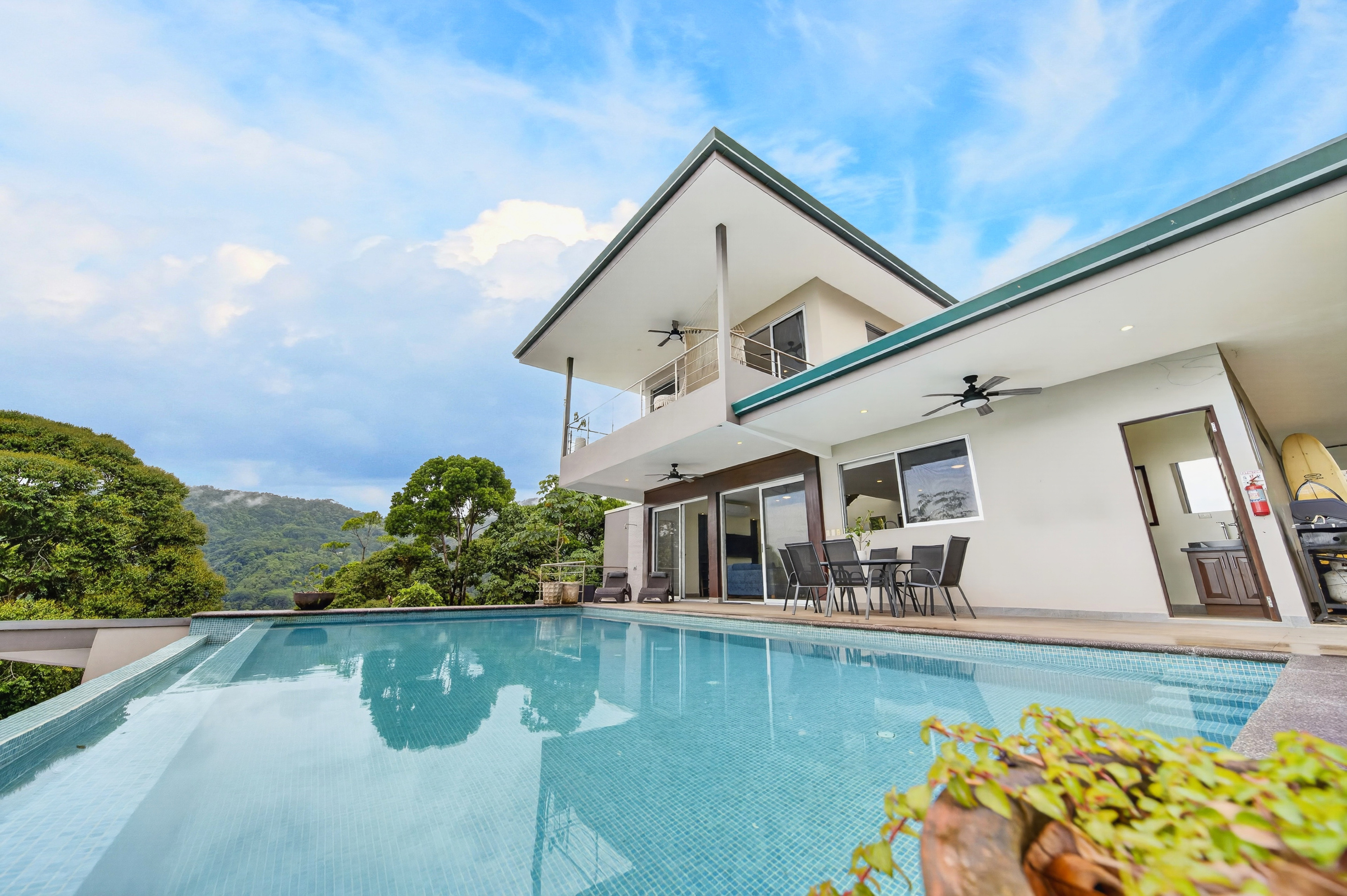 3 bed Single Family Homes For Sale in Quepos, Puntarenas - thumb 4