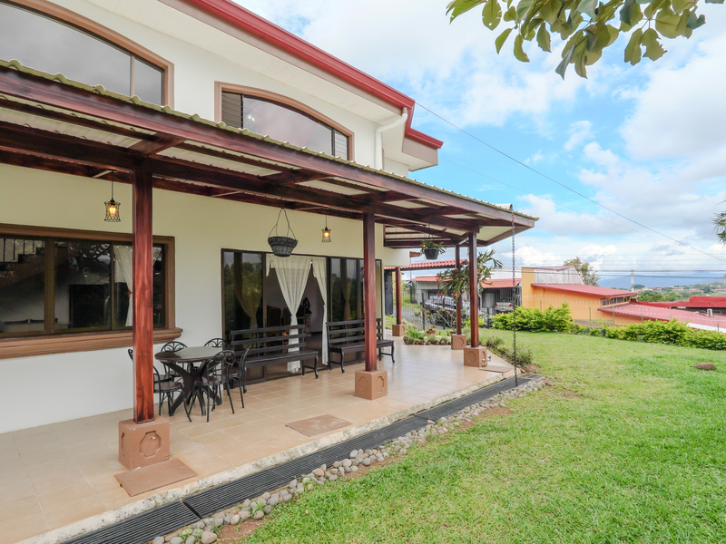 4 bed Single Family Homes For Sale in Grecia, Alajuela - 1