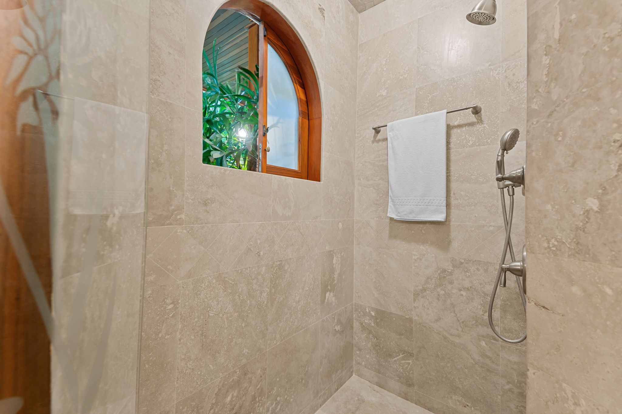 2 bed Single Family Homes For Sale in La Fortuna, Alajuela - thumb 10