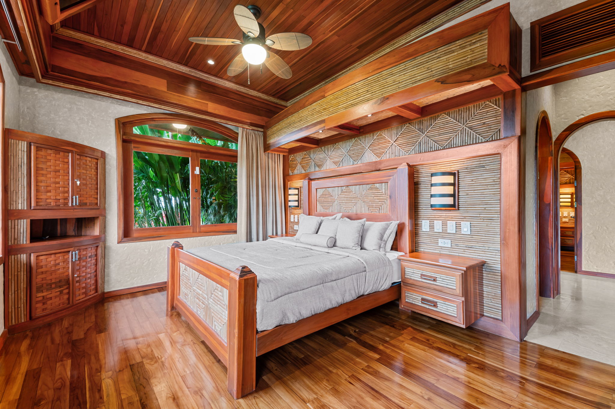 2 bed Single Family Homes For Sale in La Fortuna, Alajuela - thumb 4
