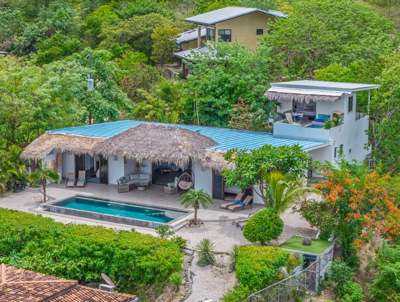 10 bed Single Family Homes For Sale in Playa Potrero, Guanacaste - thumb 21