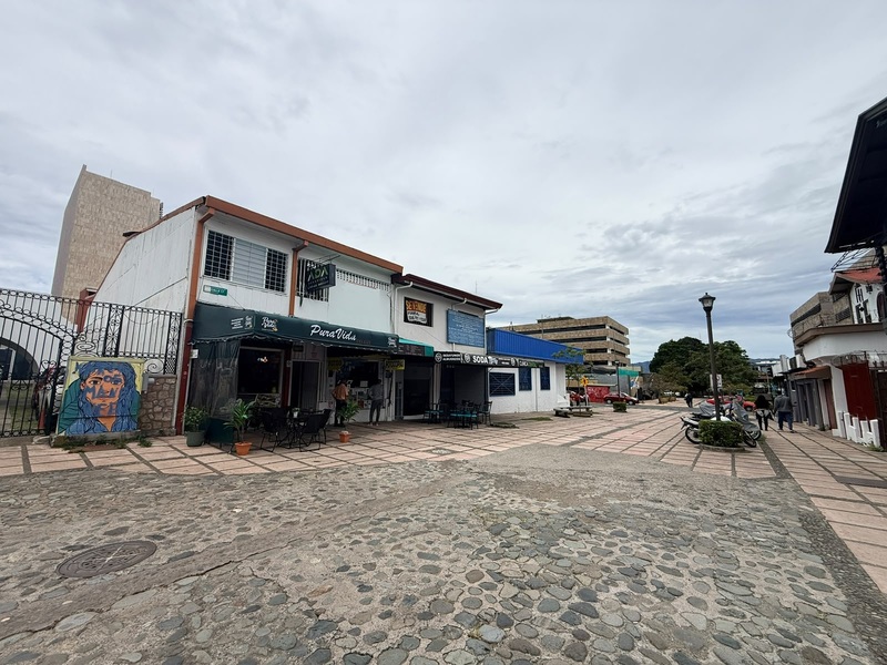 21 bed Office / Retail For Sale in San Jose, San Jose - 1
