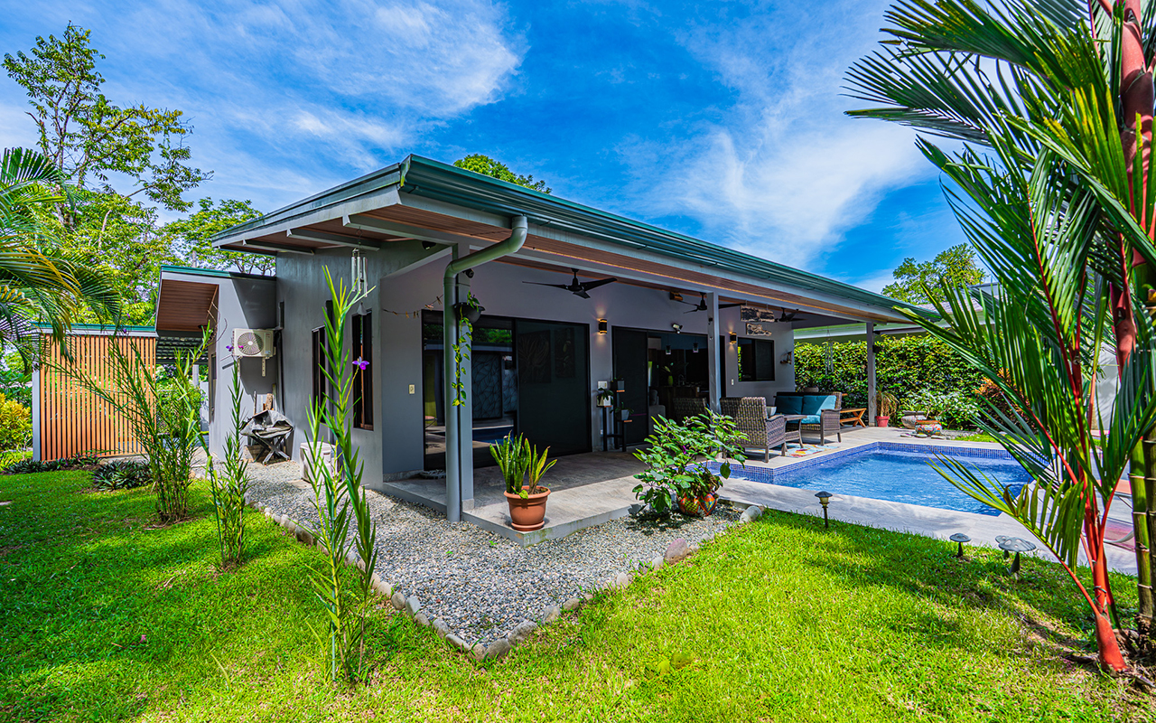 2 bed Single Family Homes For Sale in Uvita, Puntarenas - thumb 3