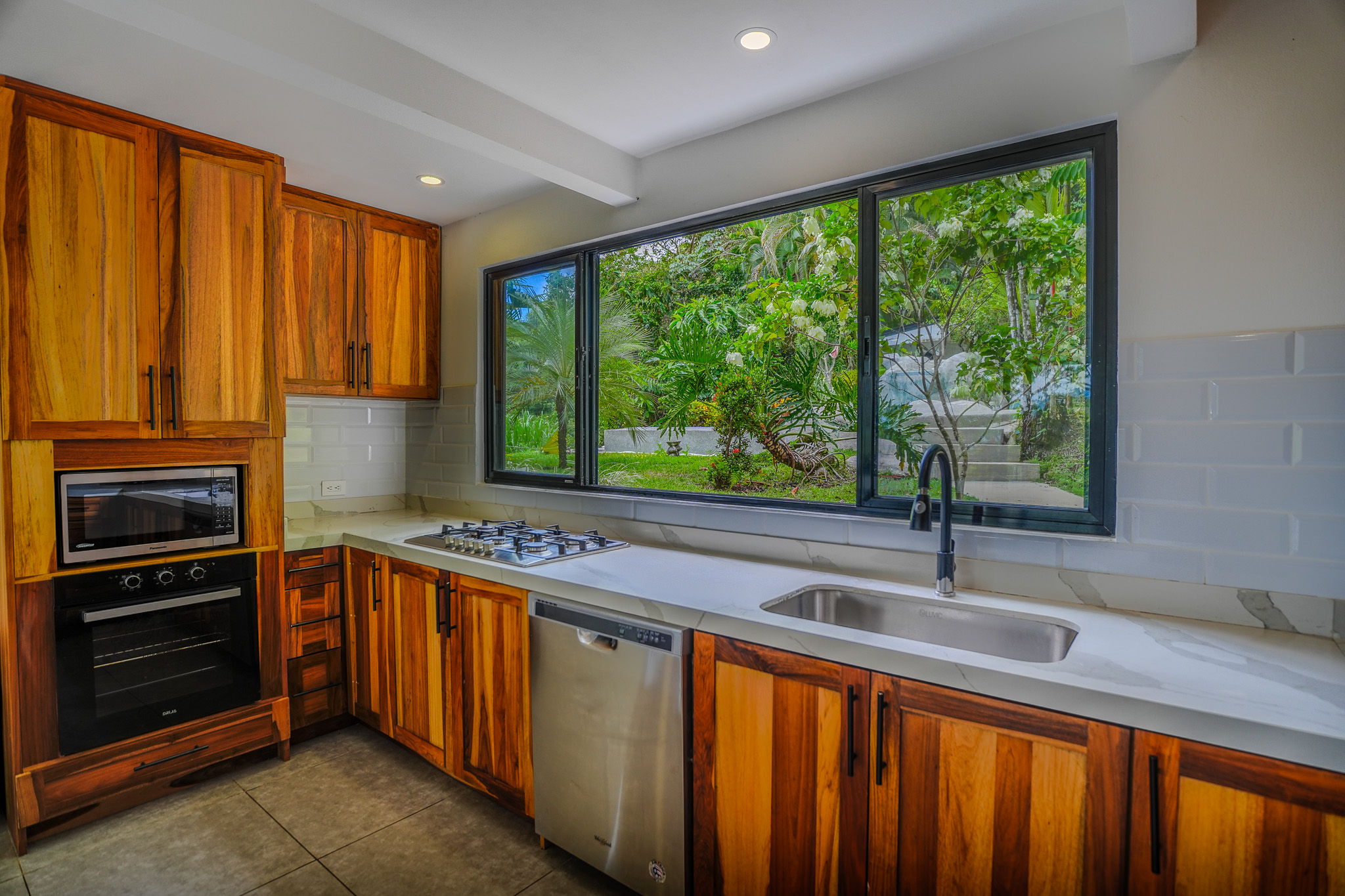 3 bed Single Family Homes For Sale in Uvita, Puntarenas - thumb 16