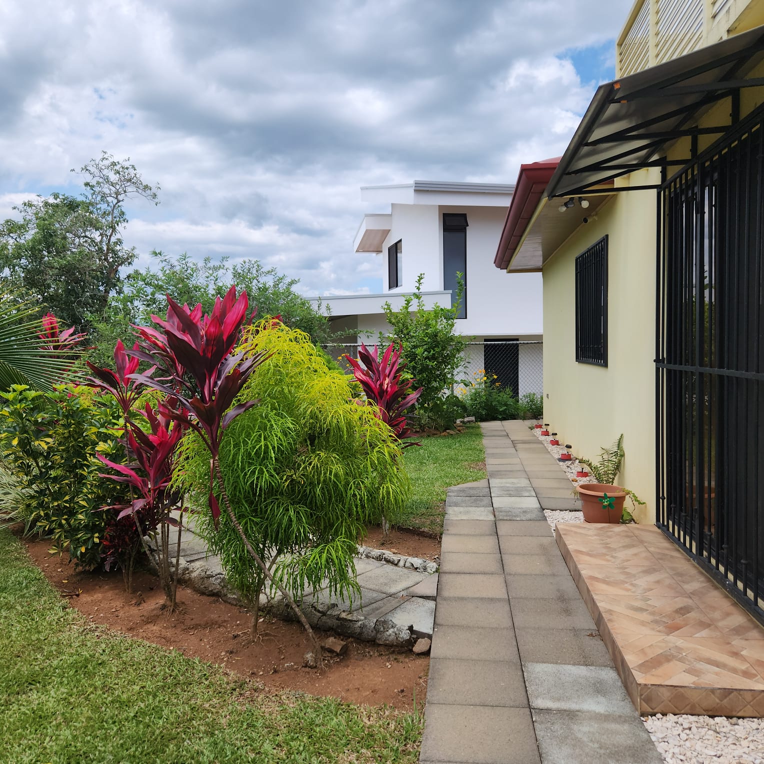 2 bed Apartment For Rent in Atenas, Alajuela - thumb 1