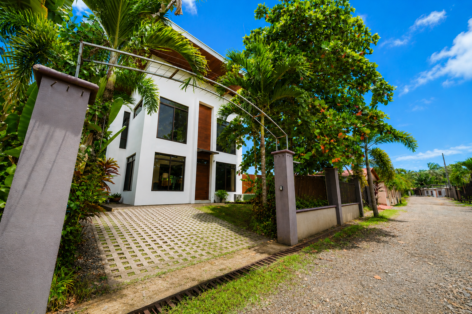 2 bed Single Family Homes For Sale in Quepos, Puntarenas - thumb 4