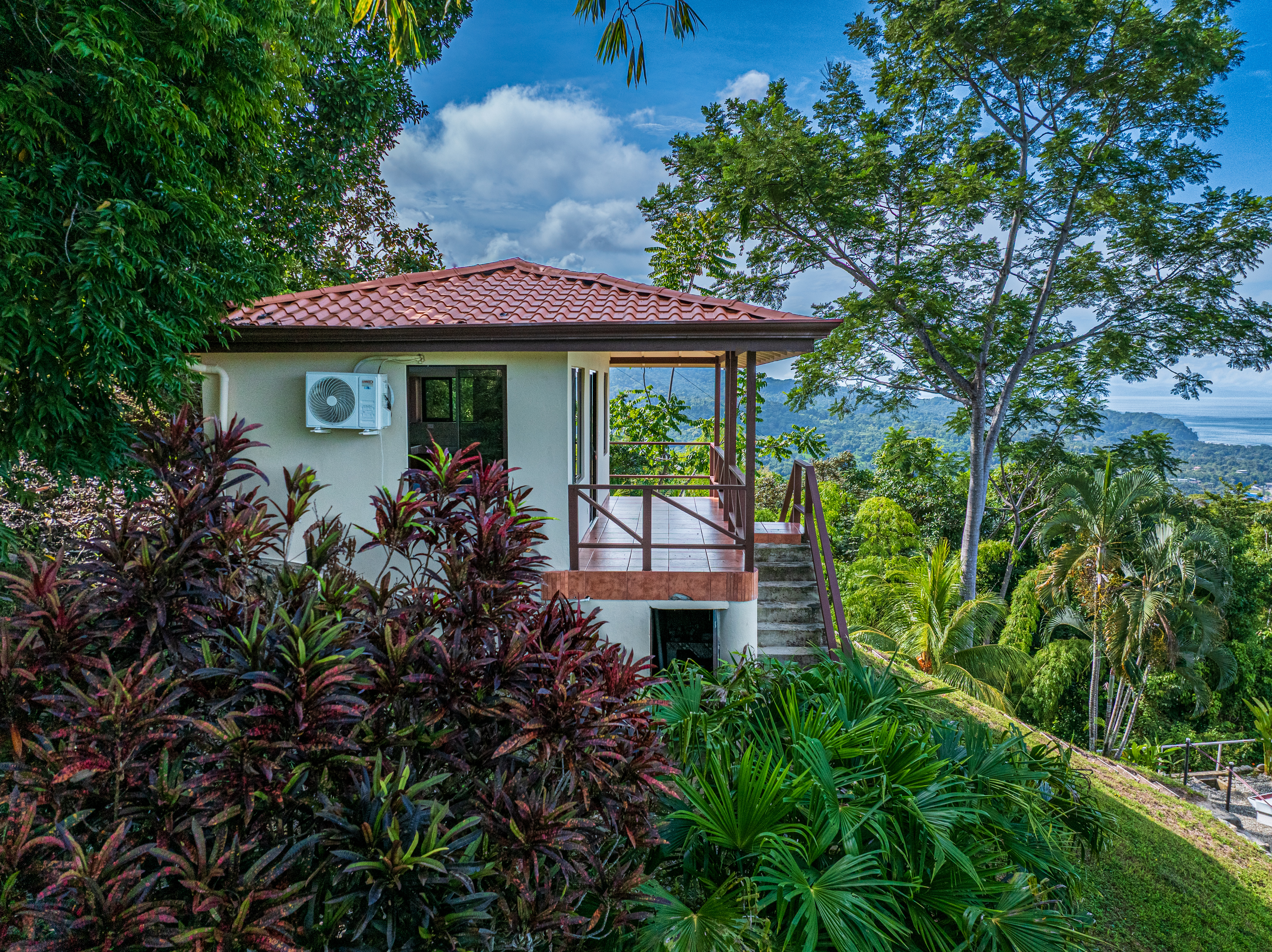 4 bed Single Family Homes For Sale in Uvita, Puntarenas - thumb 8