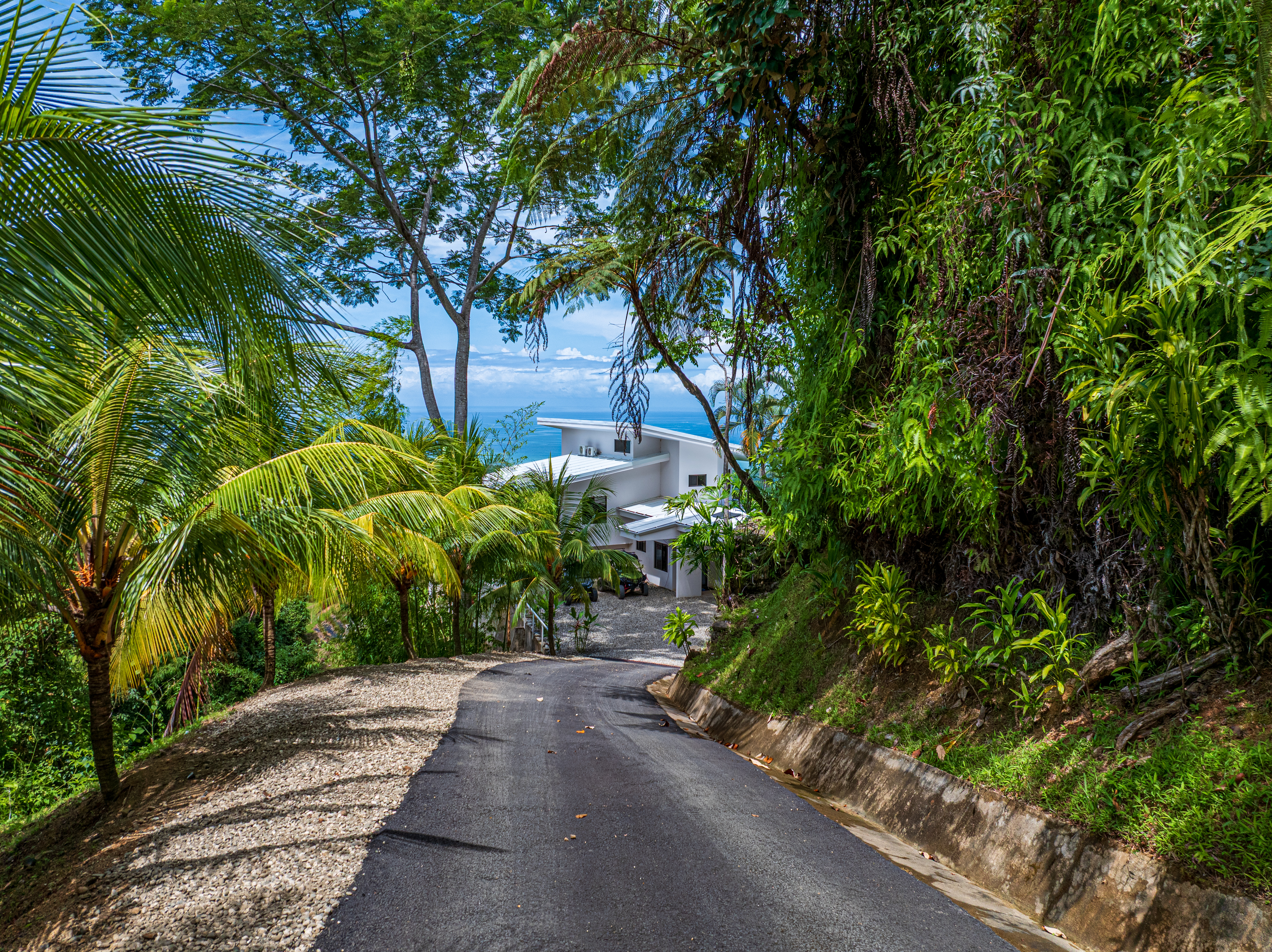 4 bed Single Family Homes For Sale in Uvita, Puntarenas - thumb 13